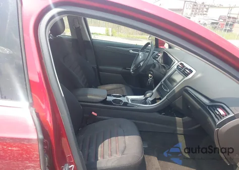 2013 Ford Fusion Se z USA, uszkodzony, nr VIN 3FA6P0H76DR322208